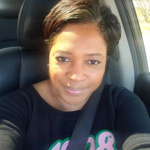 Meet your Posher, Evalyne